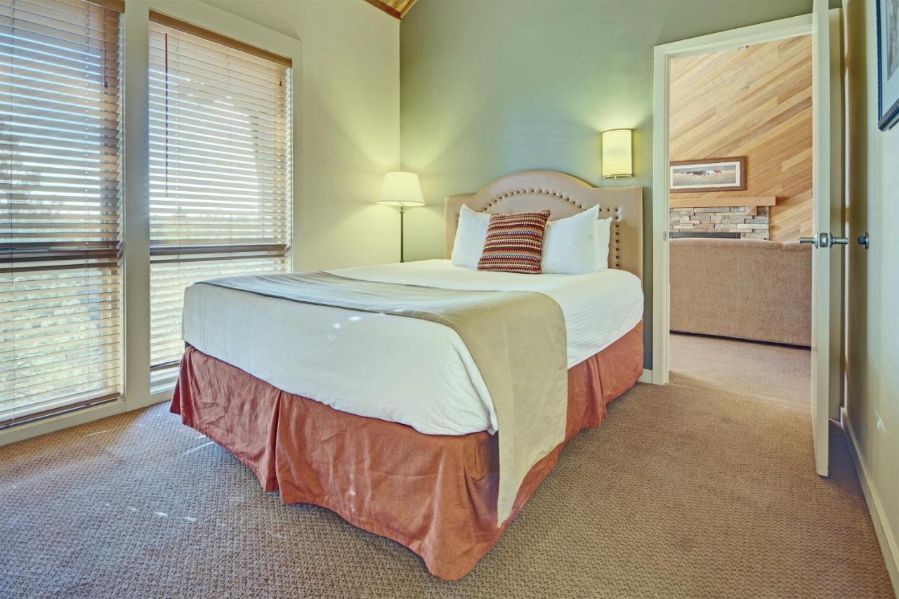 Seventh Mountain Resort Deschutes River Woods Exterior foto
